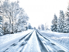 Strada innevata