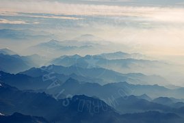 Colline tra la nebbia